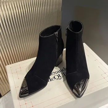 SLTNX/ Есенно-Зимните Модни и Удобни Дамски Ботильоны Док Мартенс на дебелите обувки с остри пръсти, Черни Тесни обувки Със страничен цип, Велур ботильоны