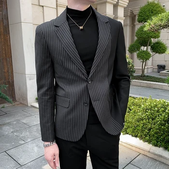 2023-Бутик за мъжка мода в света на стил в стил мозайка, Всекидневни Джентълменско Корейски вариант на Елегантния блейзър за водещ на сватбата в британския стил