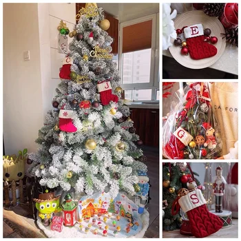 Коледни чорапи, Червени снежинки, Буквите от азбуката, Коледни Възли чорапи, Висулки във формата на Коледна елха, Коледни украси за дома.