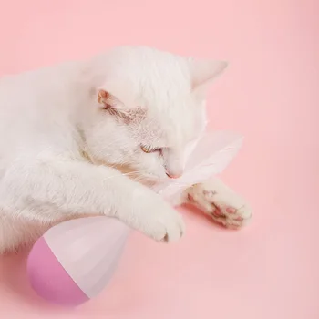 Домашен любимец котка интерактивна играчка с катящимся топката забавно нож тренировъчен чаша домашен любимец перо автоматично 