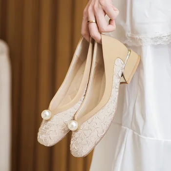 Обувки с квадратни пръсти, Дълбока Мода 2023 г., Нов Пролетно-Есенен Дамски обувки на средно и дебел ток в Голям размер